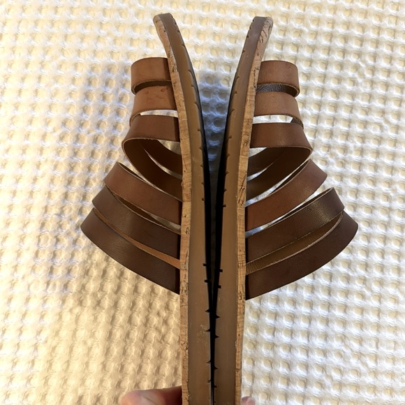 Korks Woman’s Size 9 Slides - Picture 4 of 10